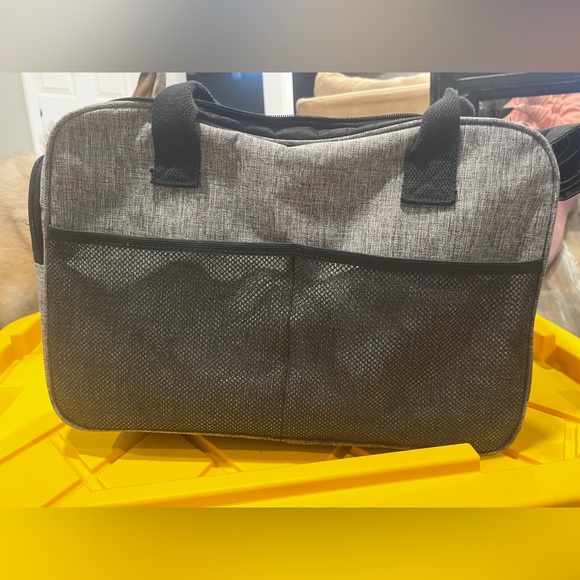 Pet Carrier - Picture 8 of 11